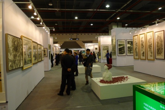 2013年大学生艺术博览会展览现场
