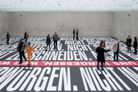 芭芭拉·克鲁格大型个展 首次现身布雷根茨艺术博物馆