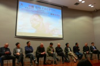 以“大脸画”为题 嬉笑怒骂论自由 以“大脸画”为题 嬉笑怒骂论自由