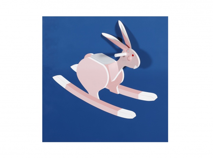 摇摇粉色小兔，100×100×5cm ，丙烯材料，2014
