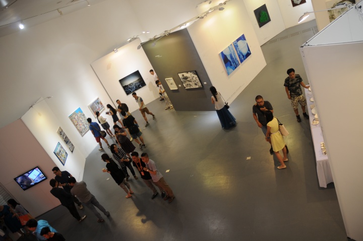 2014“青年艺术100”的韩国当代青年艺术家十人邀请展在圣之空间举办。
