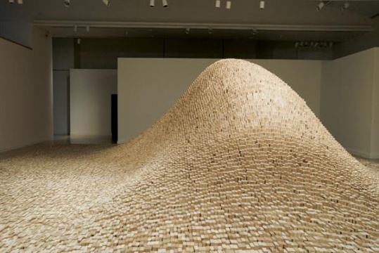 林璎作品 2x4 landscape(2006,于2012年在泰特美术馆亮相.