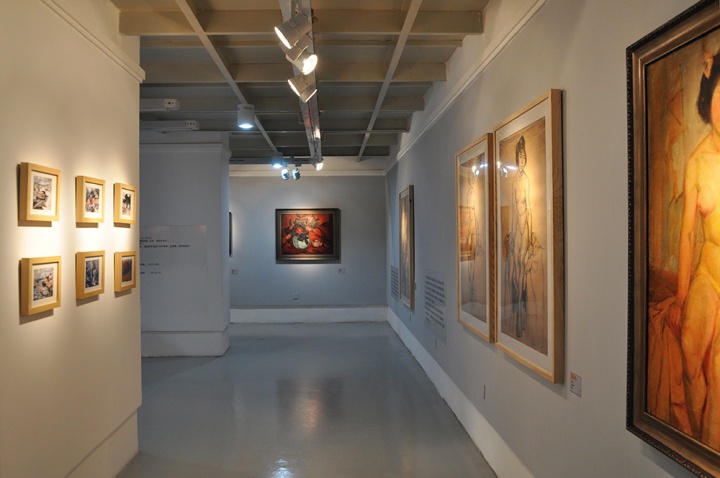 2013年12月，盛葳策划的“博巴班前后的夏培耀研究：艺术史与社会学的双重视角”，四川美院CAEA美术馆
