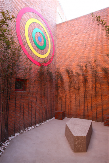 郑国谷、王光乐为拾萬空间的小院度身打造的作品
