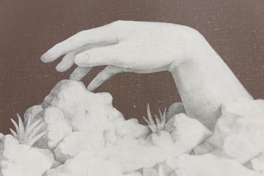 王锐 《手的放松3》局部   60×50cm  布面综合材料  2013   b.1984  毕业于中央美术学院城市设计学院油画系
