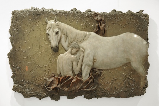 王新宇 《最后的呓语1》    150×100×13cm  铸铜丙烯着色  2015   b.1983  毕业于中央美术学院雕塑系
