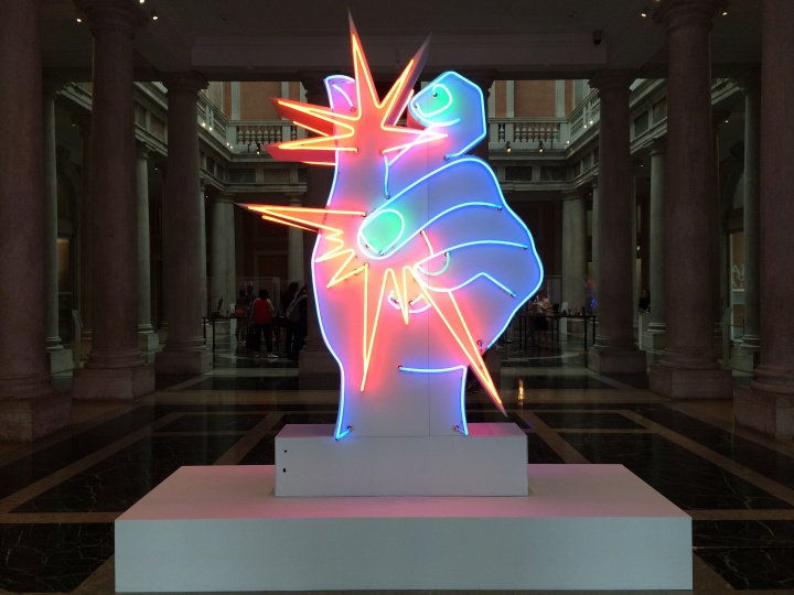 马歇尔·雷斯的霓虹灯雕塑
