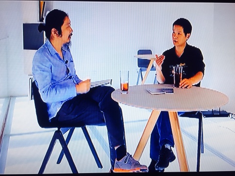 策展人鲍栋与艺术家骆丹对谈的视频截屏
