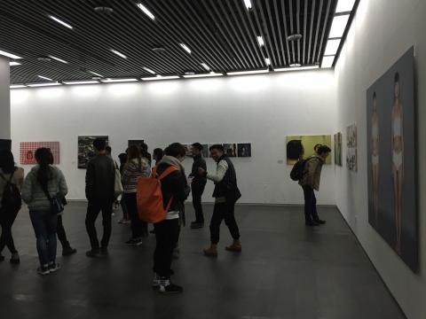 “西安美术学院摄影专业二十年回顾展”展览现场
