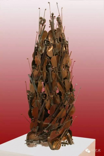 阿曼 《音乐的力量》高210 cm 雕塑 1986
