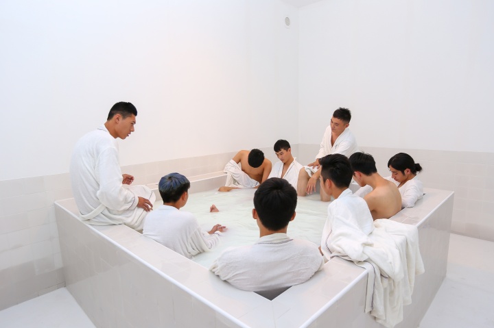 15个房间之一:双飞艺术中心 《奶之纯爱》
15个房间之一:双飞艺术中心 《奶之纯爱》