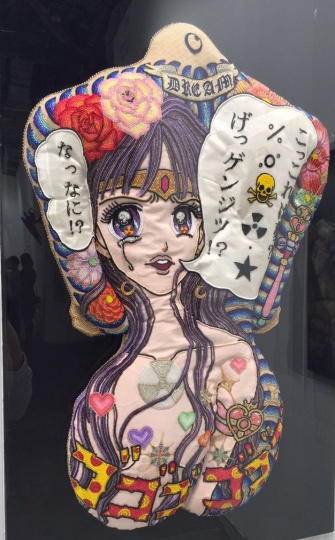 深受欢迎的日本艺术家Eri Imamira作品，售价为3-4万美金
