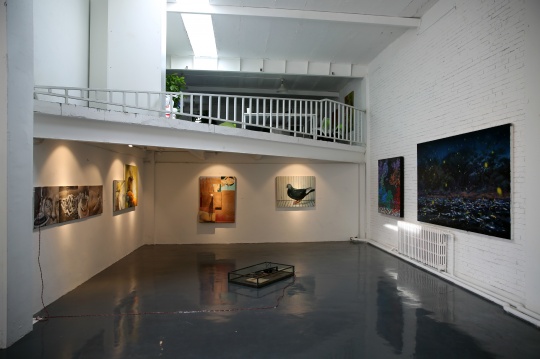  c+空间位于孙河地铁站附近的孙河52号创意园区，展览面积约有1000平方米。
