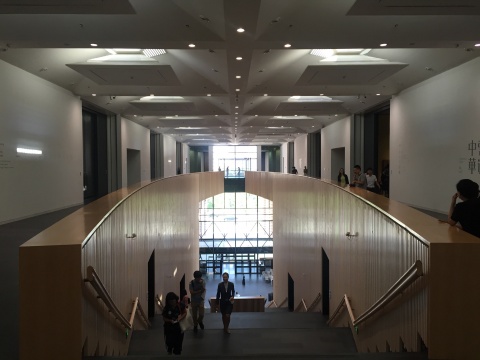 清华大学艺术博物馆共有四层展厅
