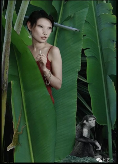 
李小镜 《Nini丛林系列》 104×74cm 数码C打印 2007

CNY：30，000

