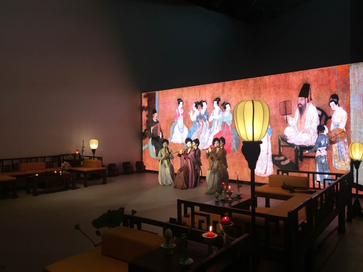 雅昌（深圳）艺术中心曾经举办过的名画大观·《韩熙载演宴图》数字艺术展
