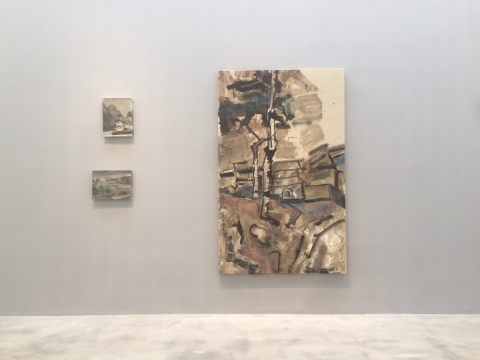 （右）王劼音《灵岩》210x130cm 布面油画 2016
