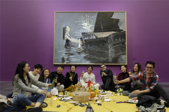 美术馆里的“画边野餐”，“赵半狄的中国Party”闭幕尤伦斯当代艺术中心