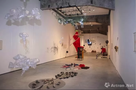 “邱注上元灯彩计划”邱志杰个展现场
“邱注上元灯彩计划”邱志杰个展现场
