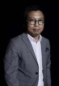 黄笃 批评家、策展人,今日美术馆学术总监
黄笃 批评家、策展人,今日美术馆学术总监