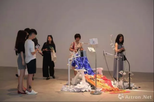 “中国当代艺术年鉴展2017”展览现场
“中国当代艺术年鉴展2017”展览现场