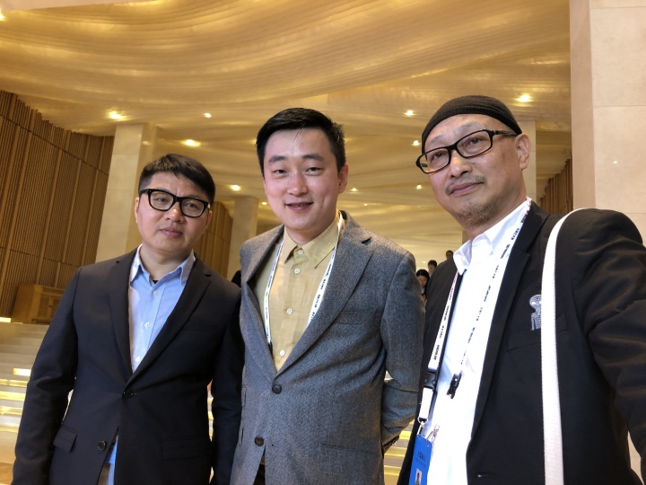“时间开始了—2019乌镇当代艺术邀请展”策展人王晓松、刘钢、冯博一（从左至右）

