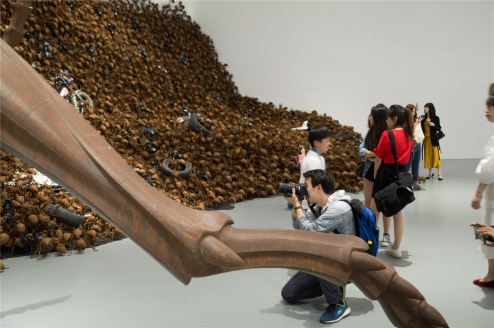 一群从漳州迁徙来的蚂蚁，占领了上海这个美术馆