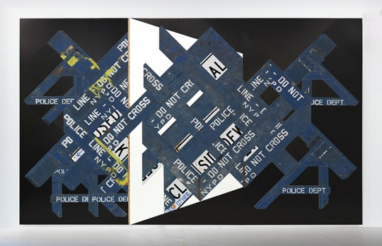 《黑蓝交界》 重組路障、路牌，酚醛胶夹板  244×401cm 2018
