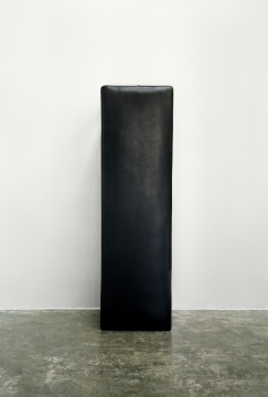 《纪念碑_黑皮椅》, 收藏级艺术喷绘, 100x148cm, 2010
