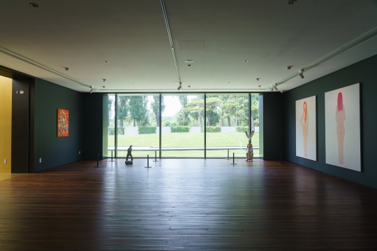 松美术馆新展“2020”，一个展览汇集20个画廊的“当家明星”