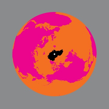 从格陵兰冰盖上空俯瞰地球 
奥拉维尔·埃利亚松的《地球视角》于2020年4月22日“世界地球日”为蛇形美术馆50周年“回到地球”创作。作为“2020＋”展览的线上作品呈现给观众。艺术家以地球上9个特殊的自然、人文事件的地点，创作了9张不同角度的地球图像。这一作品表达了地图、空间以及地球本身是被建构出来的事实，无论是个人还是集体，都有权利从新的视角去探索和解读这个世界。


