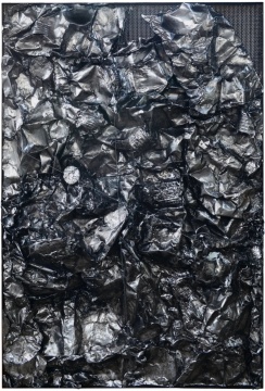 《物的褶皱-83》250×170×80cm 铁、铝、不锈钢 2020
