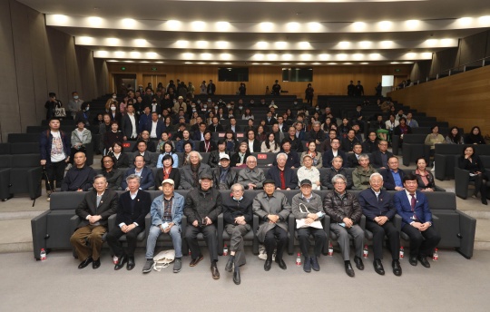 央美这次秀了，来基础部20周年展看看什么是学院派技术流！