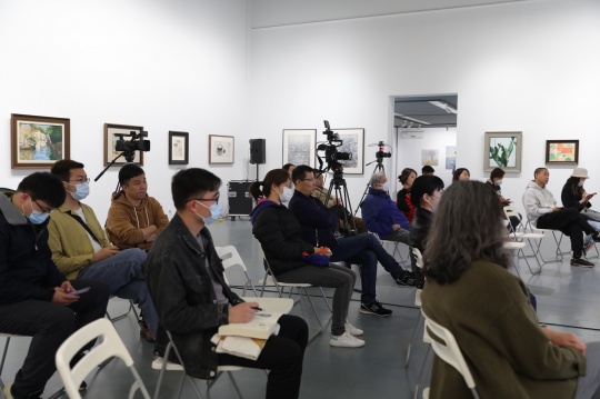 势象空间负责人李大钧在“艺术品网拍的兴起和艺术品公开市场的到来”的讲座现场 势象空间负责人李大钧在“艺术品网拍的兴起和艺术品公开市场的到来”的讲座现场
