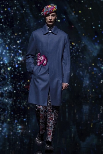 肯尼·沙尔夫(Kenny Scharf)与DIOR联名打造的2021秋季男裝系列 © Christian Dior
