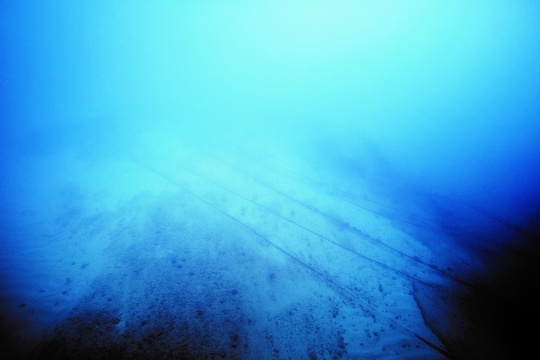 特雷弗·帕格伦 《被美国国安局监听的海底线缆，北太平洋》彩色合剂冲印 2016
