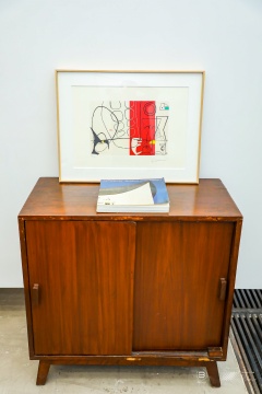 皮埃尔·让纳雷 《为昌迪加尔建筑师办公室设计的柚木矮柜》 柚木 1955-1956
