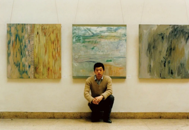 1989年1月16日，28岁的宿利群在中国美术馆举办了个人展览“宿利群油画作品展”
