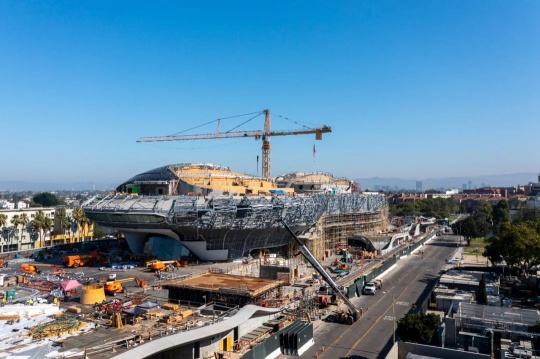 建造中的卢卡斯叙事艺术博物馆，2022年6月28日。
