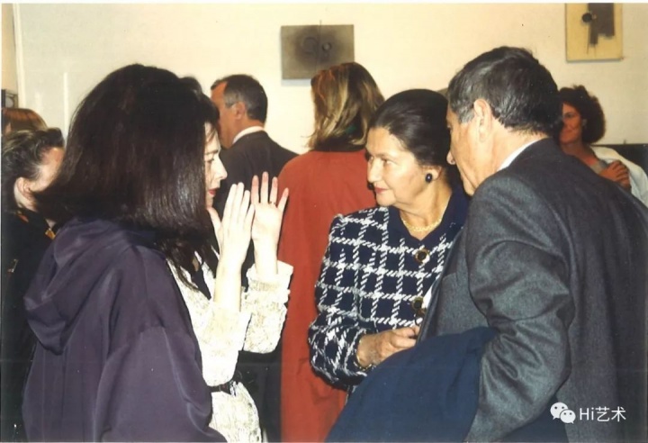 1995年，巴黎法兰西画廊展览现场
