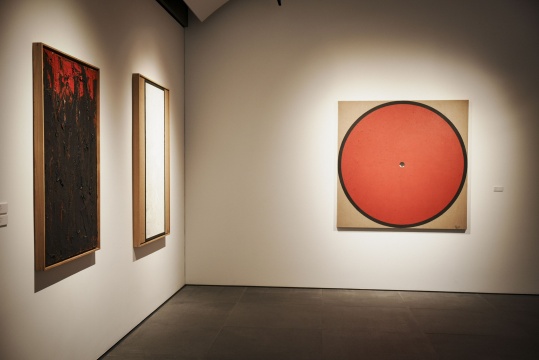 黄锐
空间 85-23,1985-2015（右）
Oil on canvas｜布面油画
150 x 150 cm
