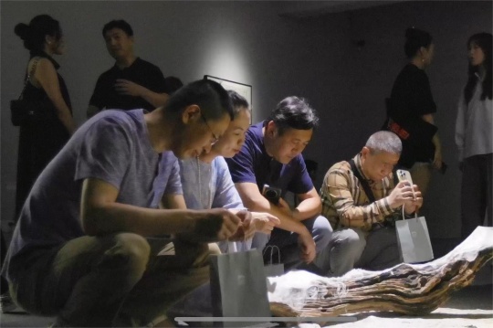 霓美术馆新展“残山蚕水:梁绍基与黄宾虹”开幕 霓美术馆新展“残山蚕水:梁绍基与黄宾虹”开幕