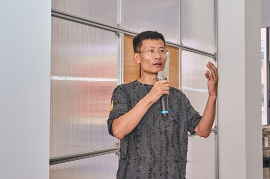 艺术家胡庆雁致辞
艺术家胡庆雁致辞