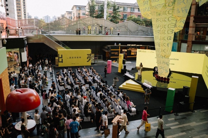 “出壳:西安老城根艺术场”开幕现场
西安老城根G park,2024
“出壳:西安老城根艺术场”开幕现场
西安老城根G park,2024