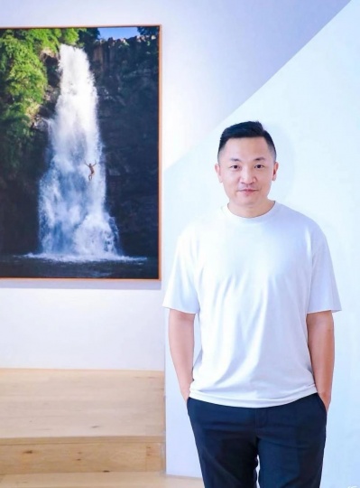 红树林画廊创创始人邓彬彬
红树林画廊创创始人邓彬彬