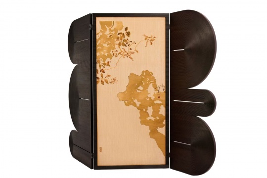 华雍,轮回屏风,亚洲黑檀,2875 x 35 x 2200mm,2025 华雍,轮回屏风,亚洲黑檀,2875 x 35 x 2200mm,2025