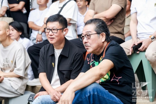 “山重水复”间觅艺术新生—刘义华个案研究展启幕 “山重水复”间觅艺术新生—刘义华个案研究展启幕