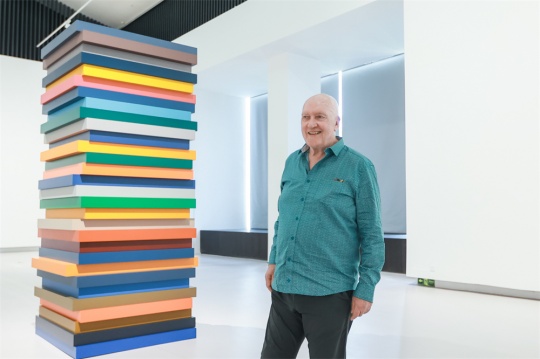 国际抽象艺术大师肖恩·斯库利(Sean Scully)
国际抽象艺术大师肖恩·斯库利(Sean Scully)