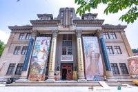 “缪斯的花冠：阿尔丰斯·穆夏的繁花诗篇” 在青岛市美术馆开展,穆夏