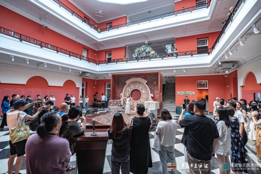 青岛市美术馆罗马展厅
青岛市美术馆罗马展厅